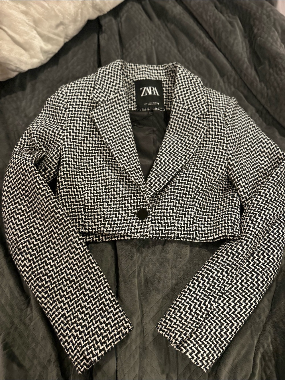 ZARA Black and White Cropped Tweed Blazer
